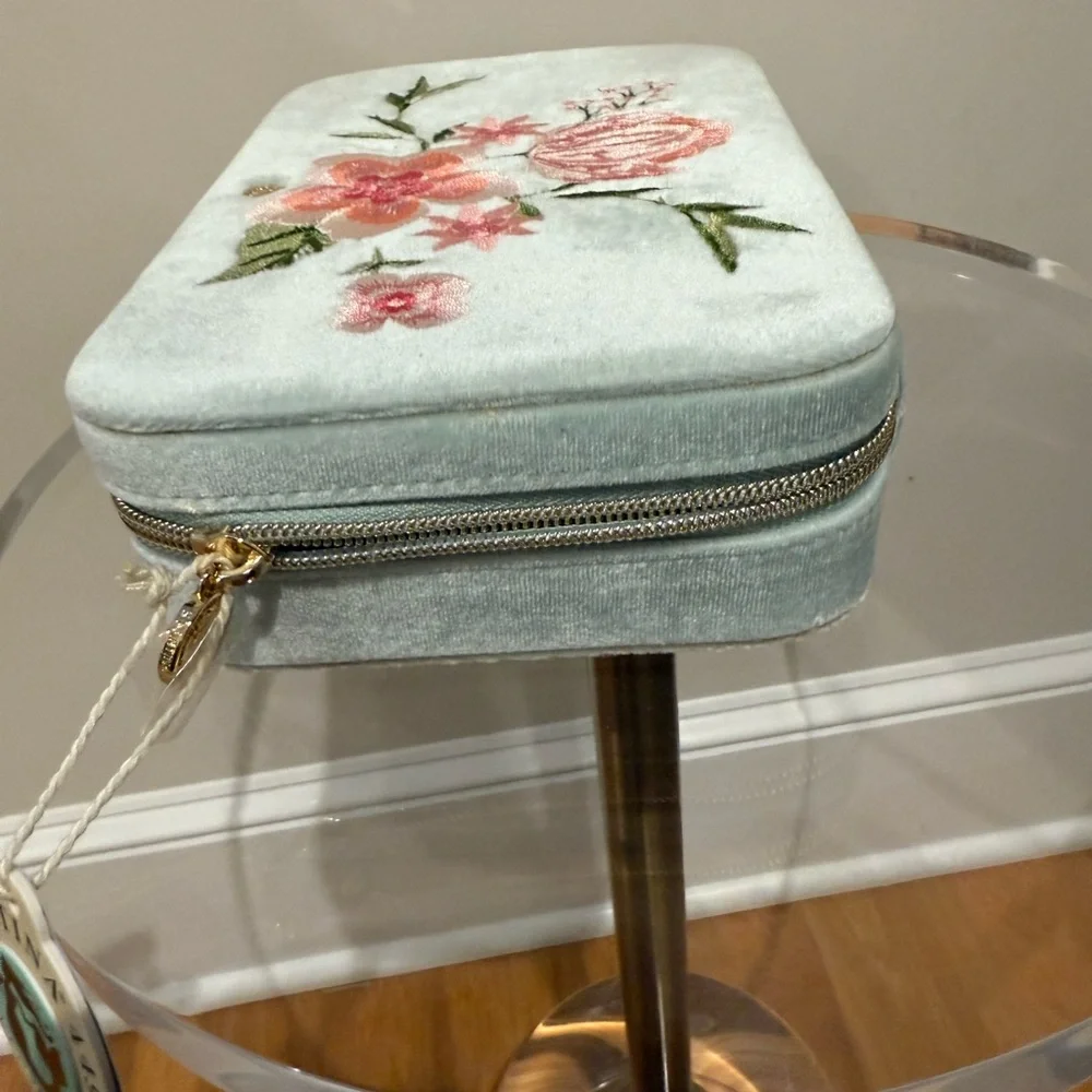 Spartina 449 Floral Embroidered Velvet Travel Jewelry Case - Dausfuskie Island - Picture 6 of 11